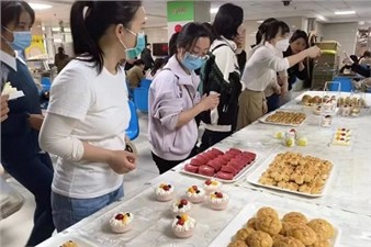 春暖花開(kāi)季，相約女神節(jié)，華逸府邀您共享美好食光！